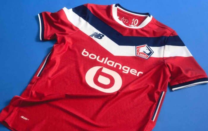 Le nouveau maillot du LOSC pour la saison 2026-2027 d&eacute;voil&eacute;.
