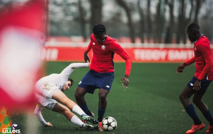 Maxima Goffi en Youth League avec la jeunesse du LOSC.