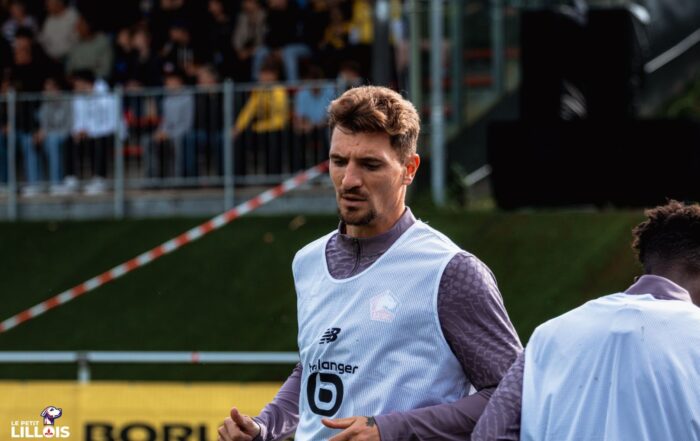 Thomas Meunier, lat&eacute;ral droit du LOSC &agrave; l'&eacute;chauffement.