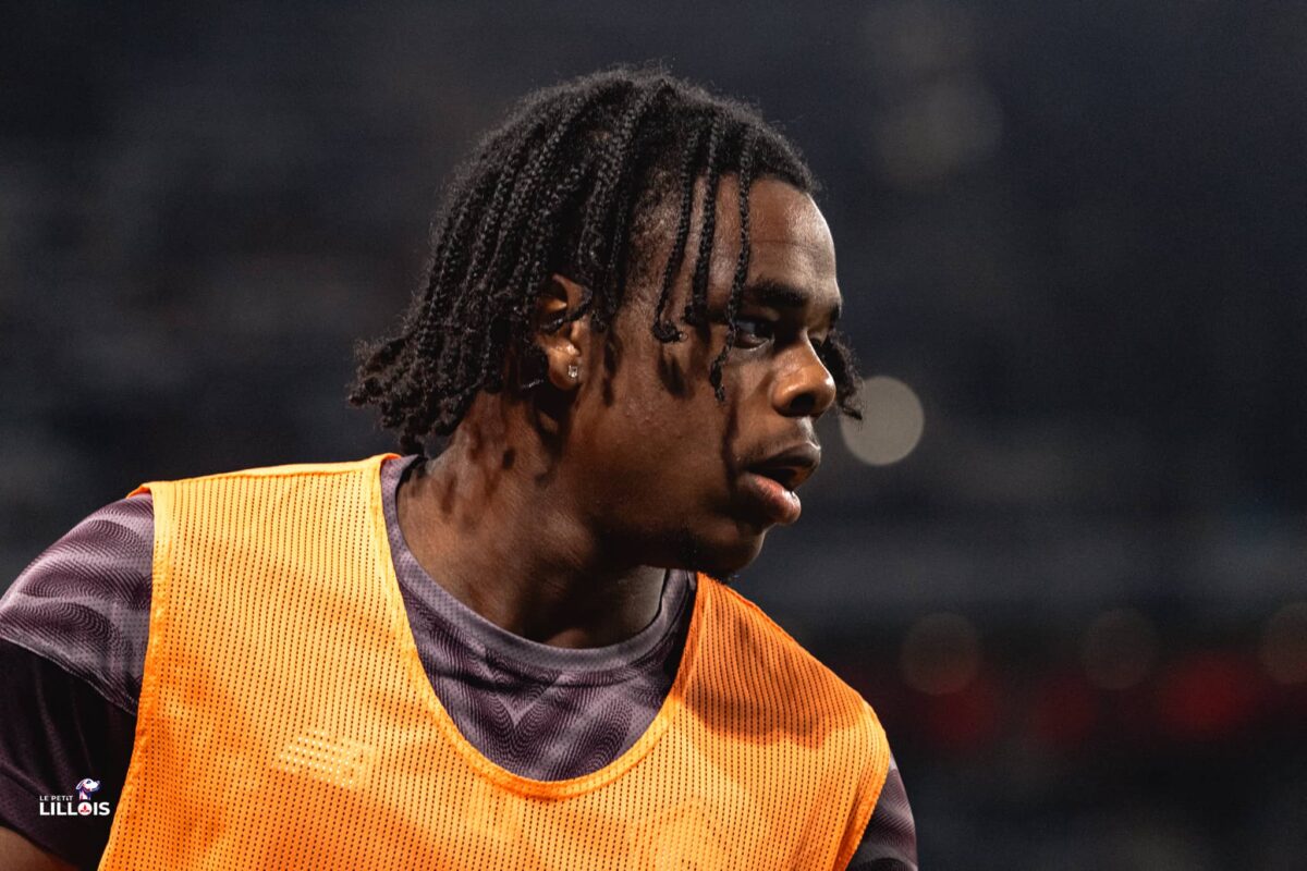 Nathan Ngoy LOSC Nathan Ngoy à l'échauffement avec le LOSC.