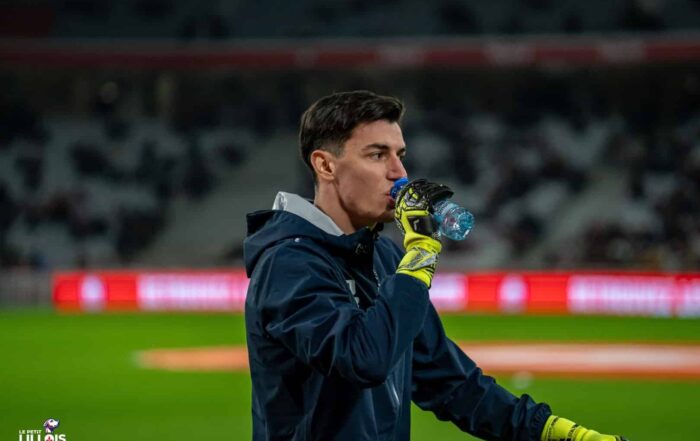 Berke &Ouml;zer &agrave; l'&eacute;chauffement avant LOSC - OM.