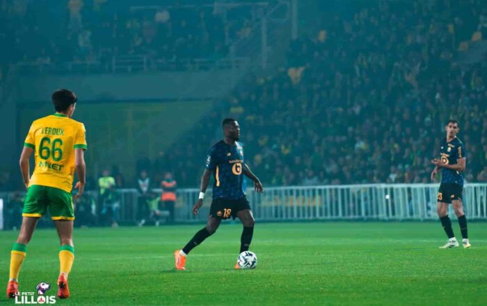 Chancel Mbemba d&eacute;fend les couleurs lilloises pendant FC Nantes - LOSC.