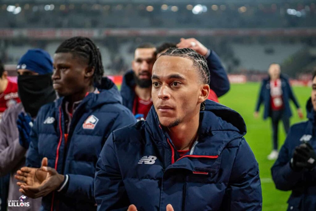 Ethan Mbappé célèbre le succès du LOSC sur l'OM.