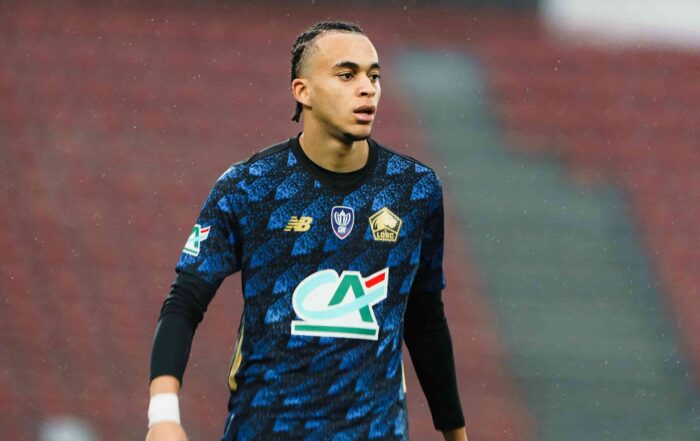 Ethan Mbapp&eacute; titulaire avec le LOSC &agrave; Cr&eacute;teil en Coupe de France.