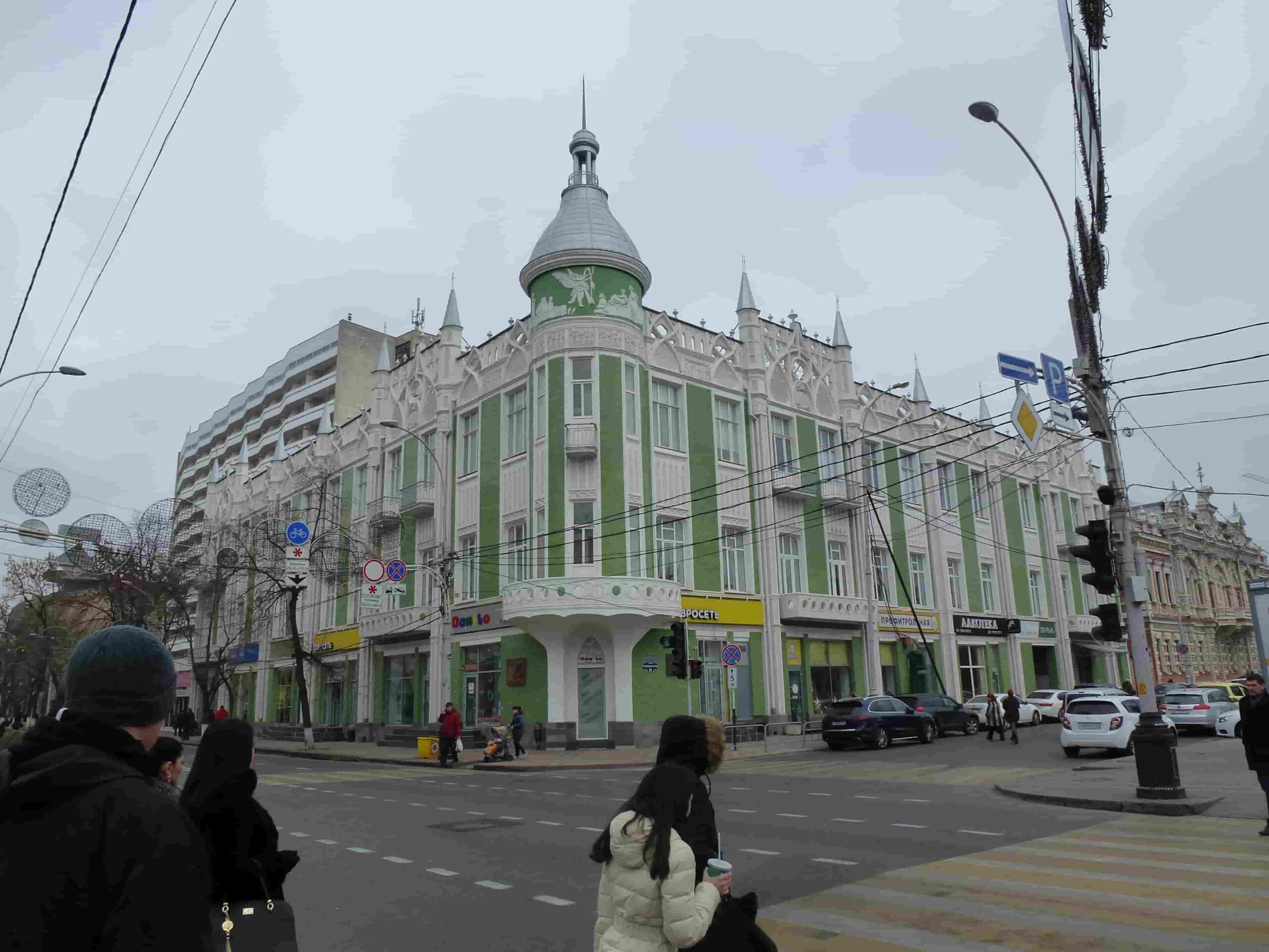 J&eacute;r&eacute;my Lison en d&eacute;placement en Russie.