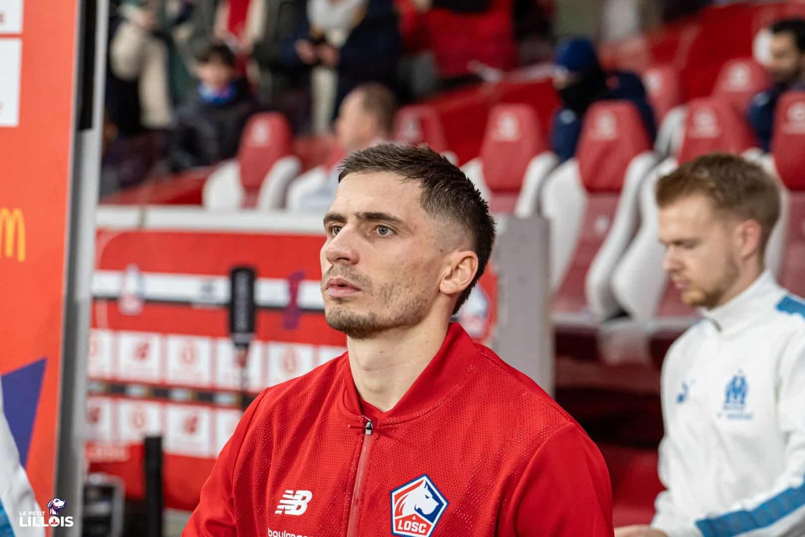 « Je prends du plaisir à jouer avec eux » : Les déclarations de Romain Perraud avant AJ Auxerre – LOSC