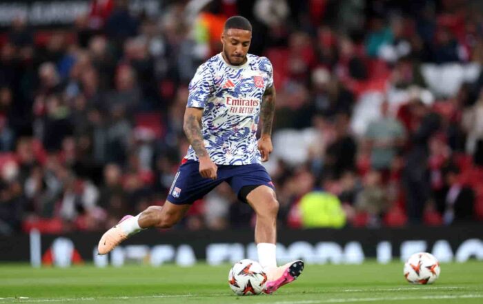 Corentin Tolisso &agrave; l'&eacute;chauffement avec l'OL.