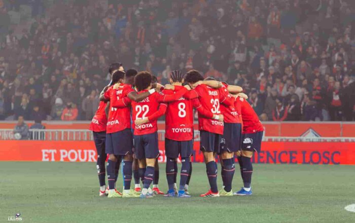 Les joueurs du LOSC unis malgré la défaite.