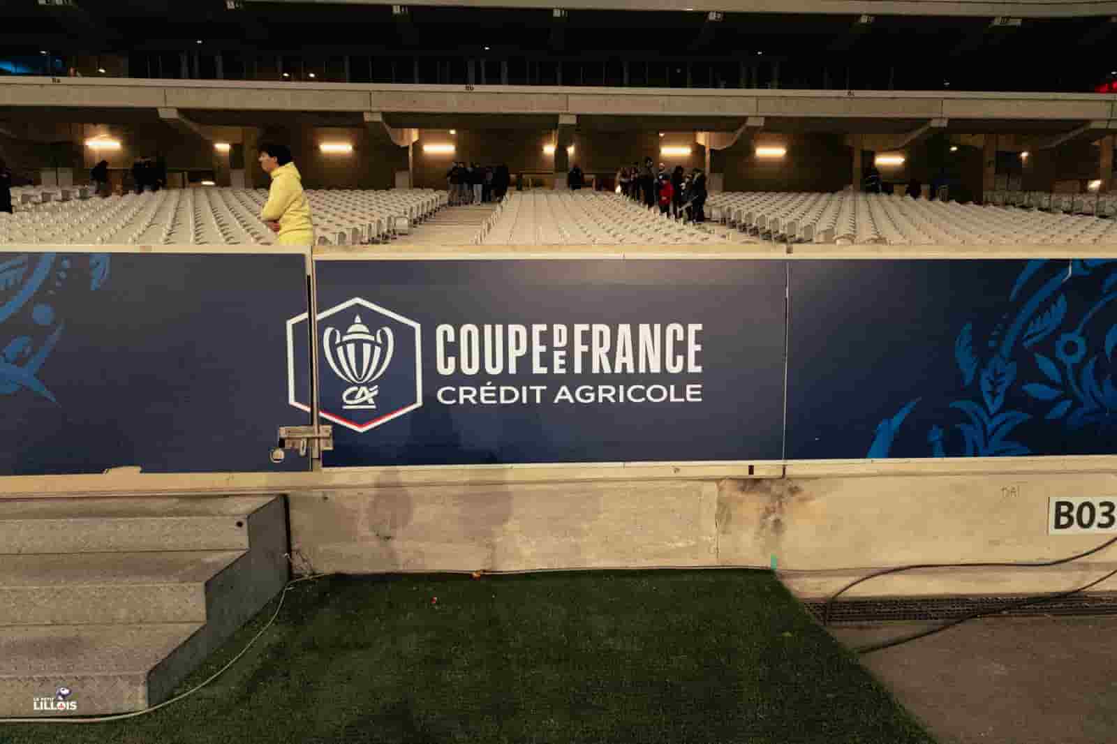 Le LOSC &eacute;limin&eacute; en Coupe de France, son logo coup&eacute; en 2.
