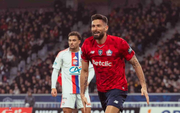 Olivier Giroud titulaire avec le LOSC contre l'Olympique Lyonnais.