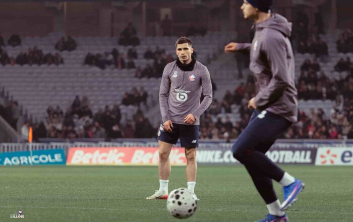 Romain Perraud à l'échauffement avec le LOSC.