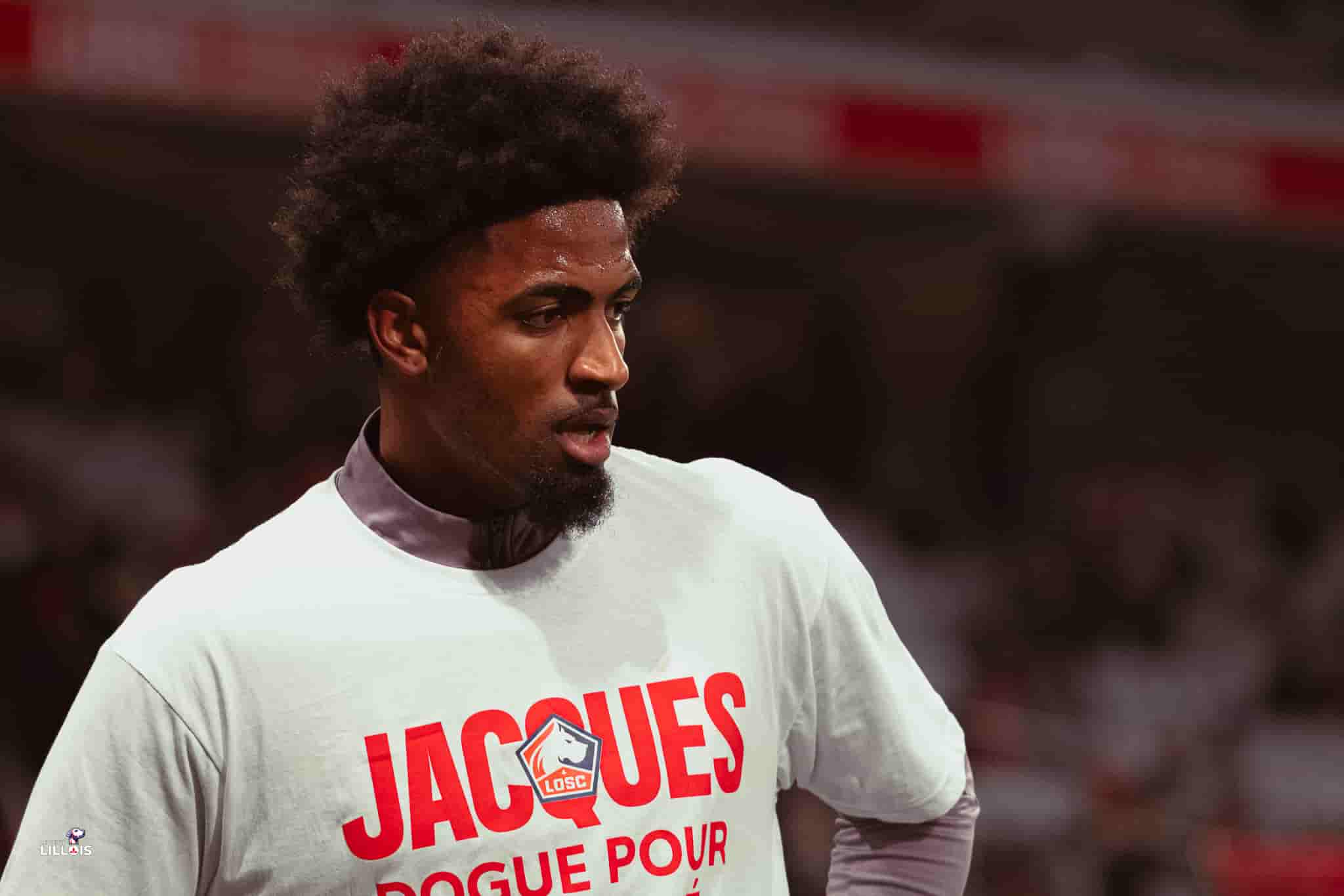 Alexsandro &agrave; l'&eacute;chauffement avec le LOSC.