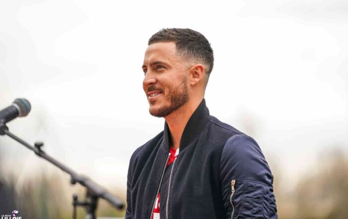 Eden Hazard au Domaine de Luchin pour l'inauguration d'un terrain &agrave; son nom.