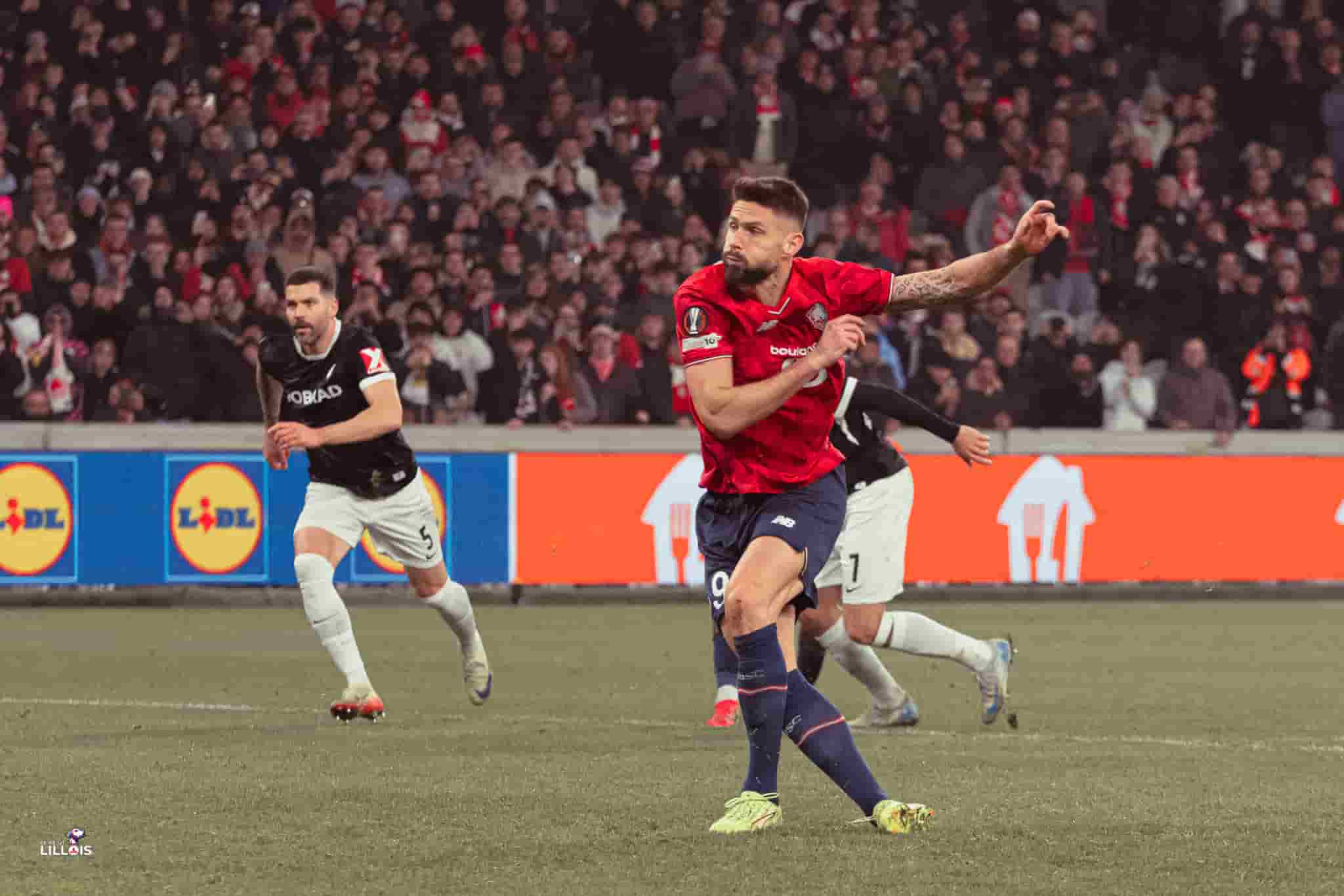 Olivier Giroud buteur sur penalty avec le LOSC.