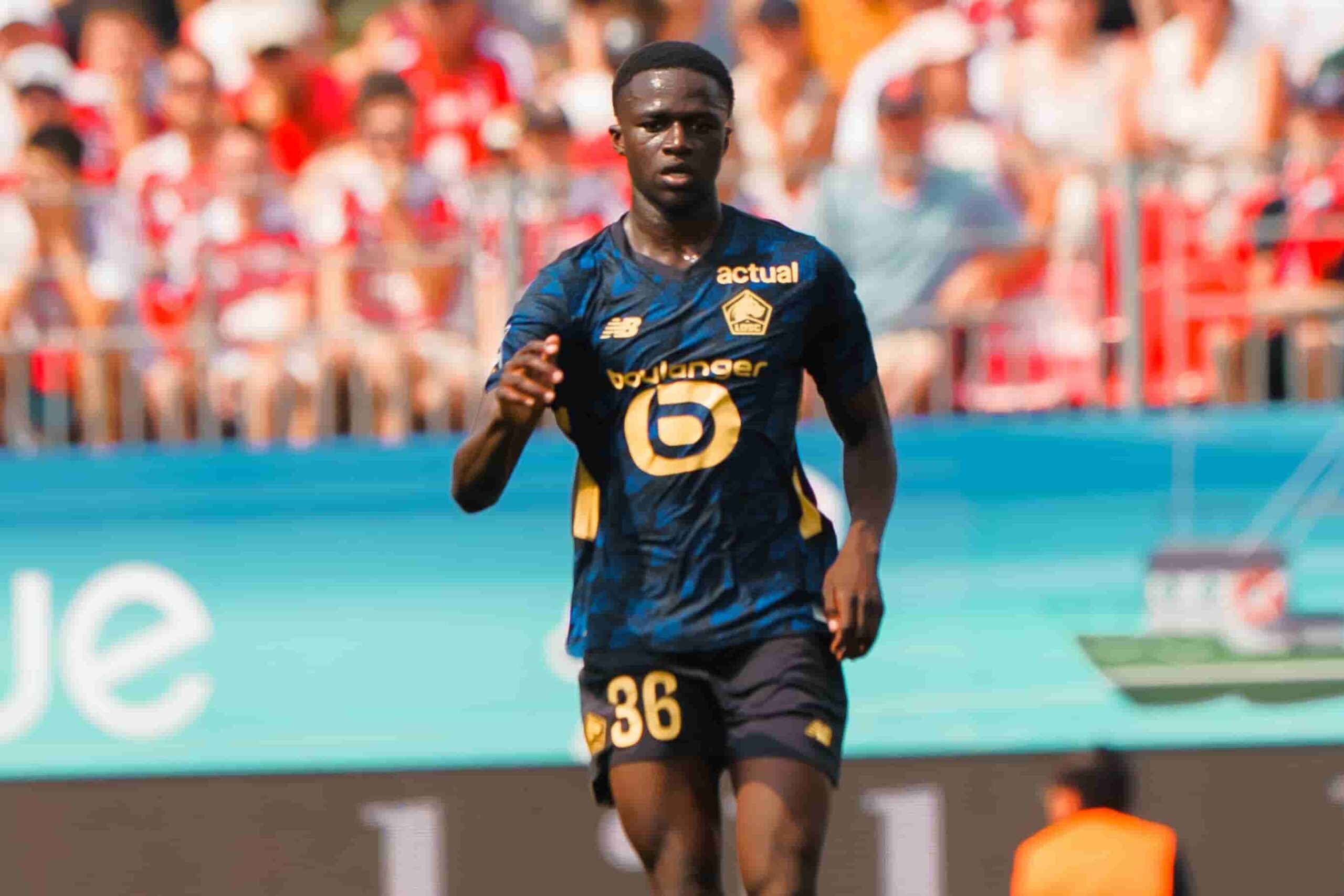 Ousmane Tour&eacute; titulaire lors de Stade Brestois - LOSC, premi&egrave;re journ&eacute;e de Ligue 1.