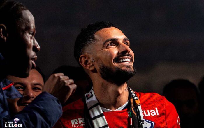 Rémy Cabella fait ses adieux aux supporters du LOSC.