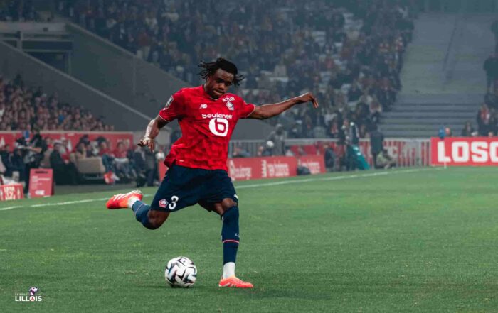 Nathan Ngoy, défenseur central du LOSC, voit sa valeur marchande augmenter en mars.