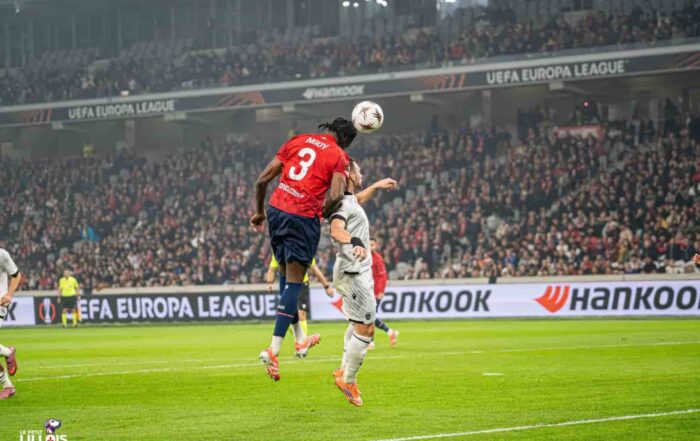 Nathan Ngoy, défenseur central du LOSC.