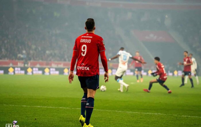 Olivier Giroud, titulaire avec le LOSC face &agrave; l'Olympique de Marseille.