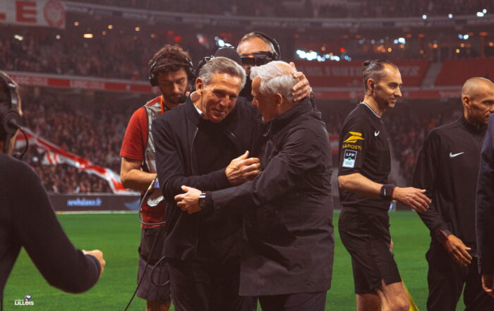 Accolade entre Claude Puel et Bruno Genesio avant LOSC - OGC Nice.