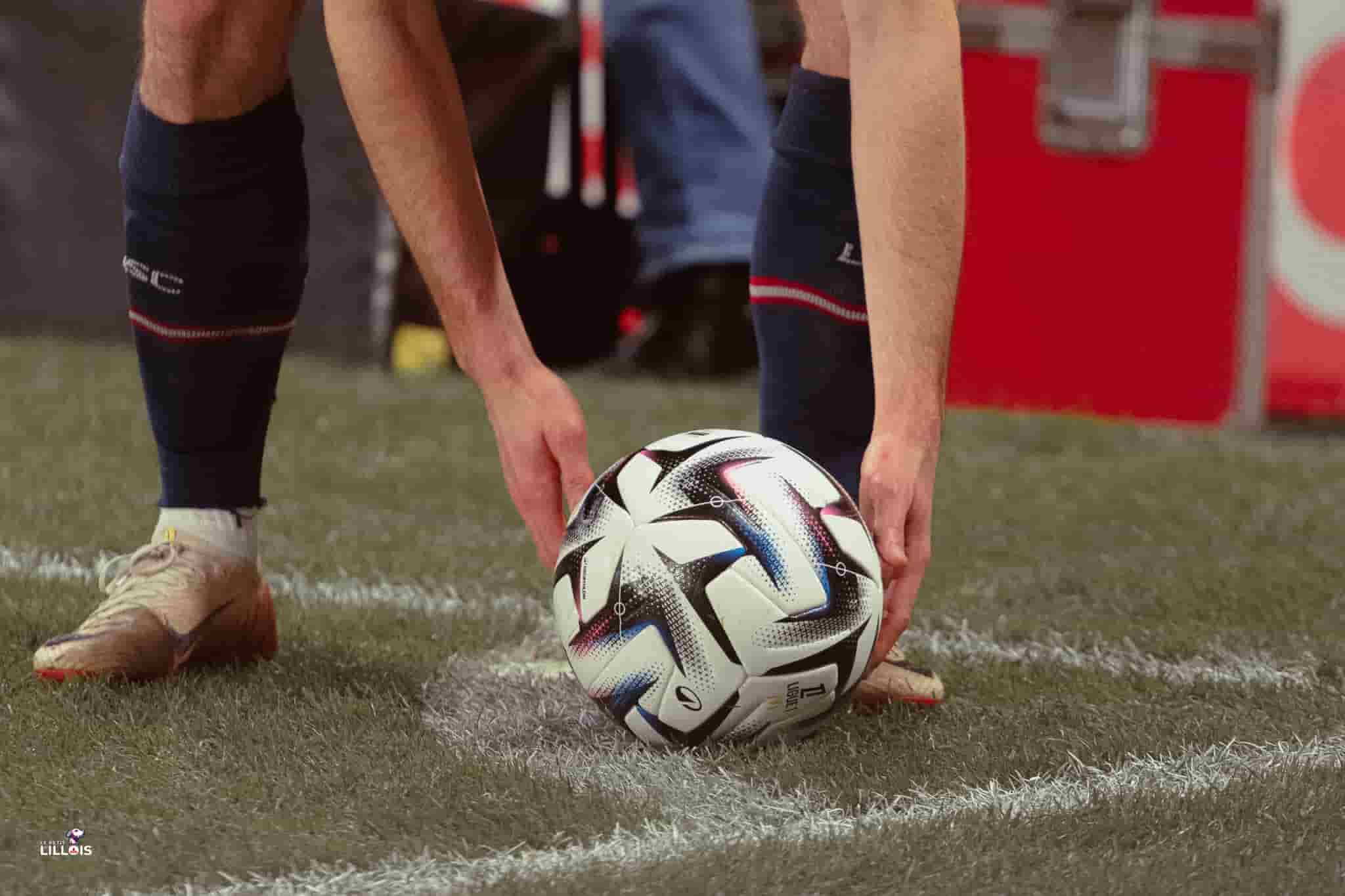 La marque Decathlon prolonge son partenariat avec la Ligue de Football Professionnel.