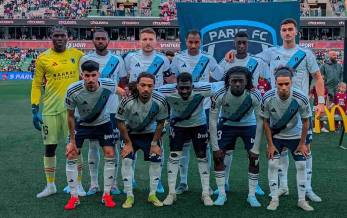 Les joueurs du Paris FC.