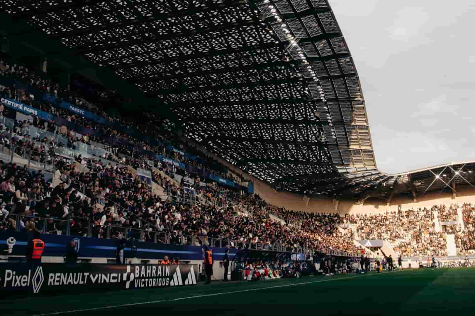 Le Stade Jean-Bouin, enceinte du Paris FC en Ligue 1.
