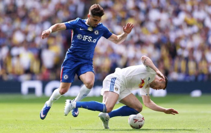 Gabriel Gudmundsson, ancien joueur du LOSC, bless&eacute; avec Leeds.