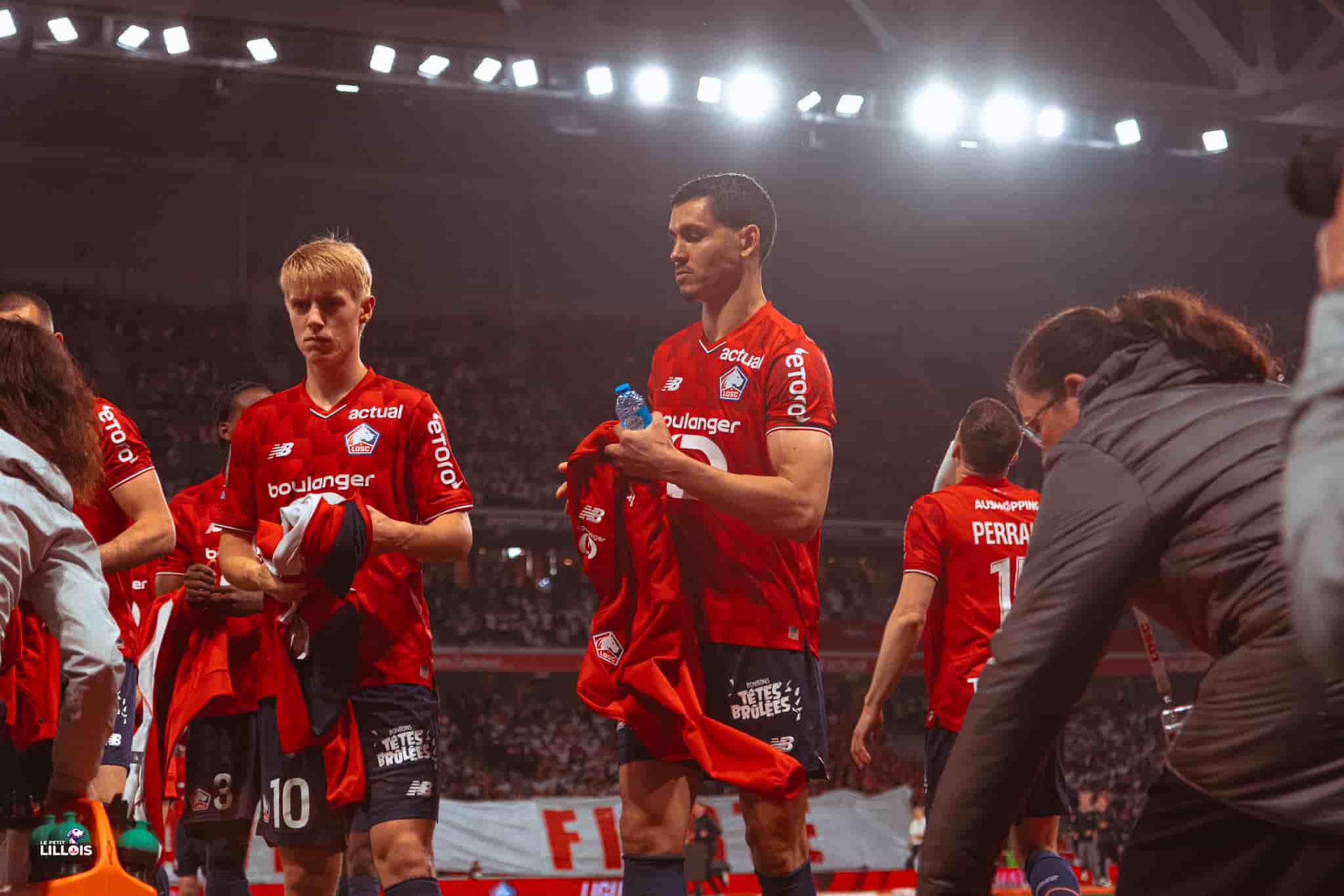 Hakon Haraldsson et A&iuml;ssa Mandi, joueurs du LOSC.