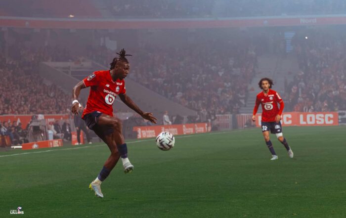 Ngal'ayel Mukau, milieu de terrain du LOSC.