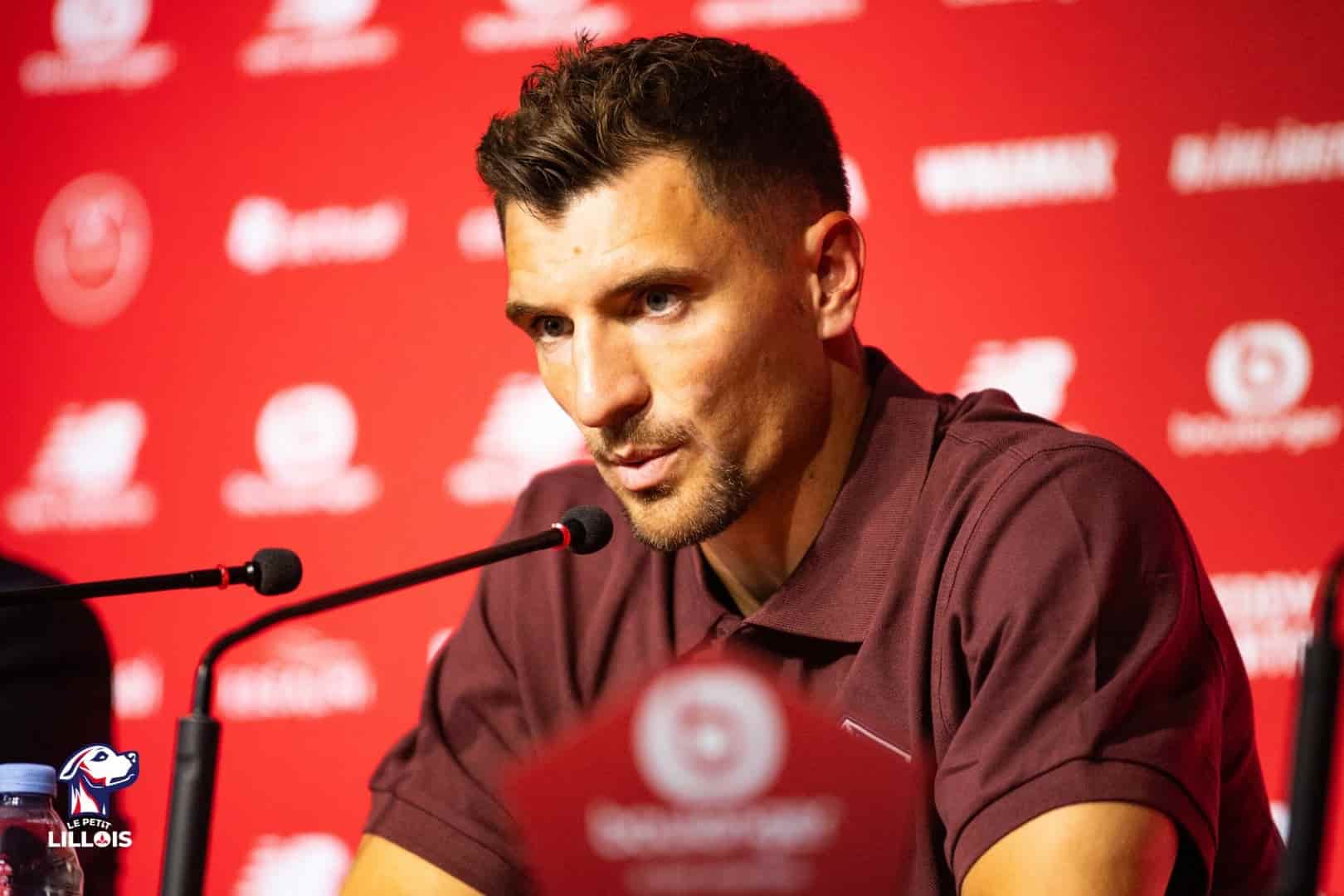 Thomas Meunier, en conf&eacute;rence de presse avec le LOSC.