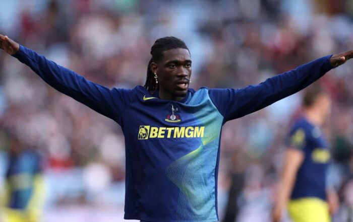 Yves Bissouma, ancien joueur du LOSC, se maintient en Premier League avec Tottenham.