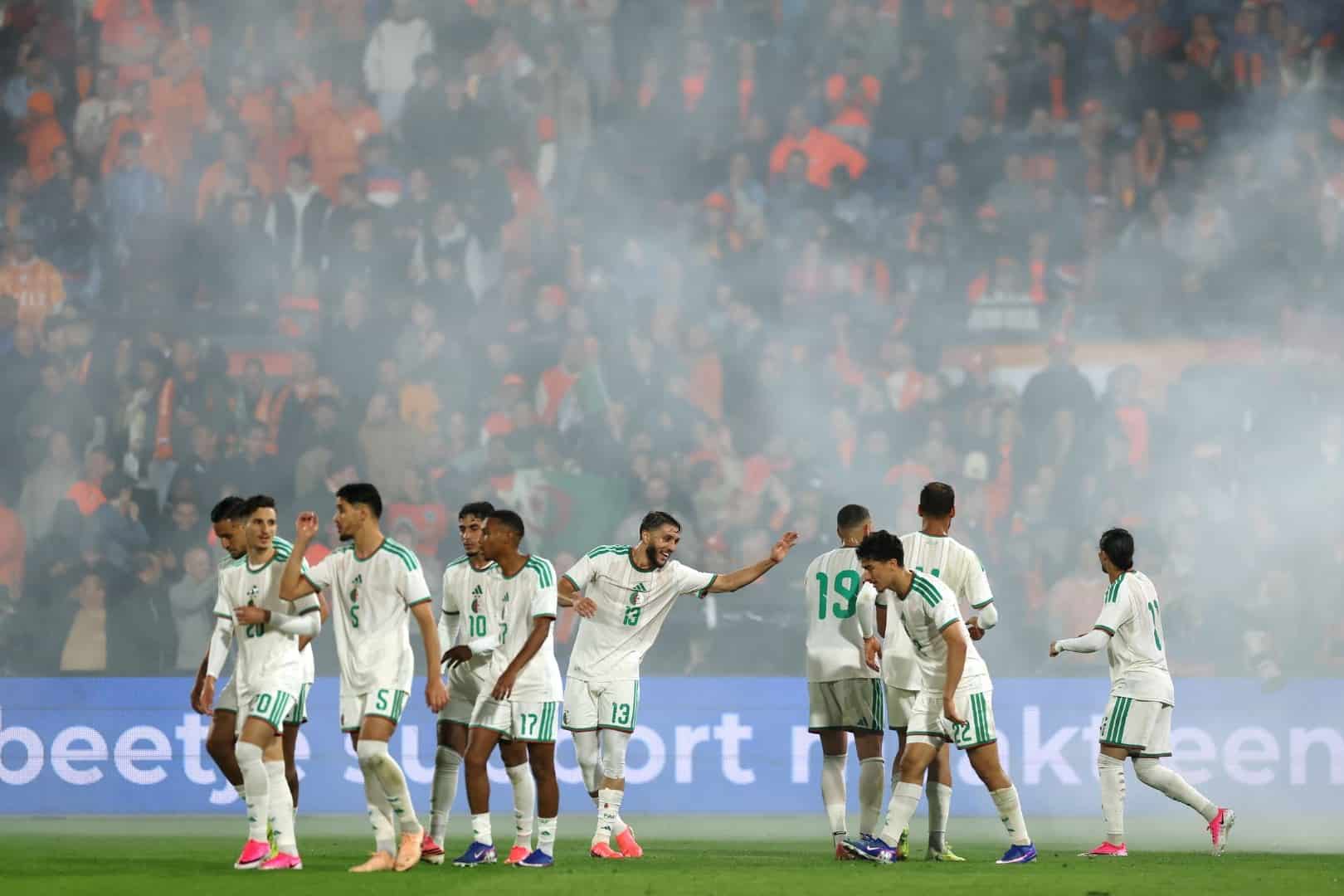 Algérie groupe Le collectif de l'Algérie contre les Pays-Bas.