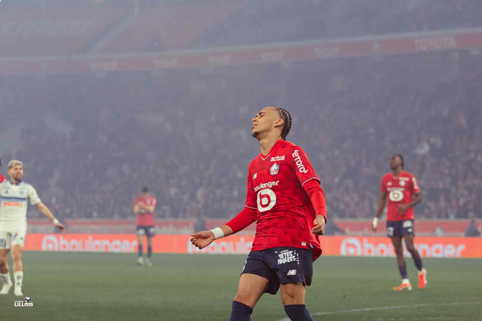 Ethan Mbapp&eacute; s'agace pendant LOSC - RCSA.