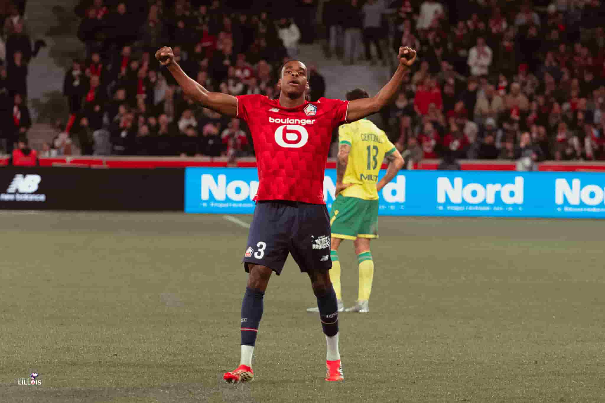 Nathan Ngoy LOSC Nathan Ngoy héroïque pendant LOSC - FC Nantes.