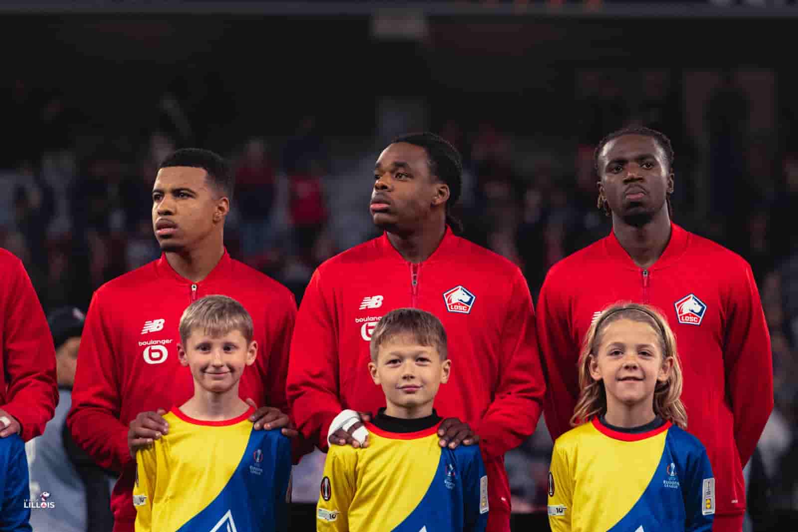 Nathan Ngoy appara&icirc;t sur la pelouse avec le LOSC.