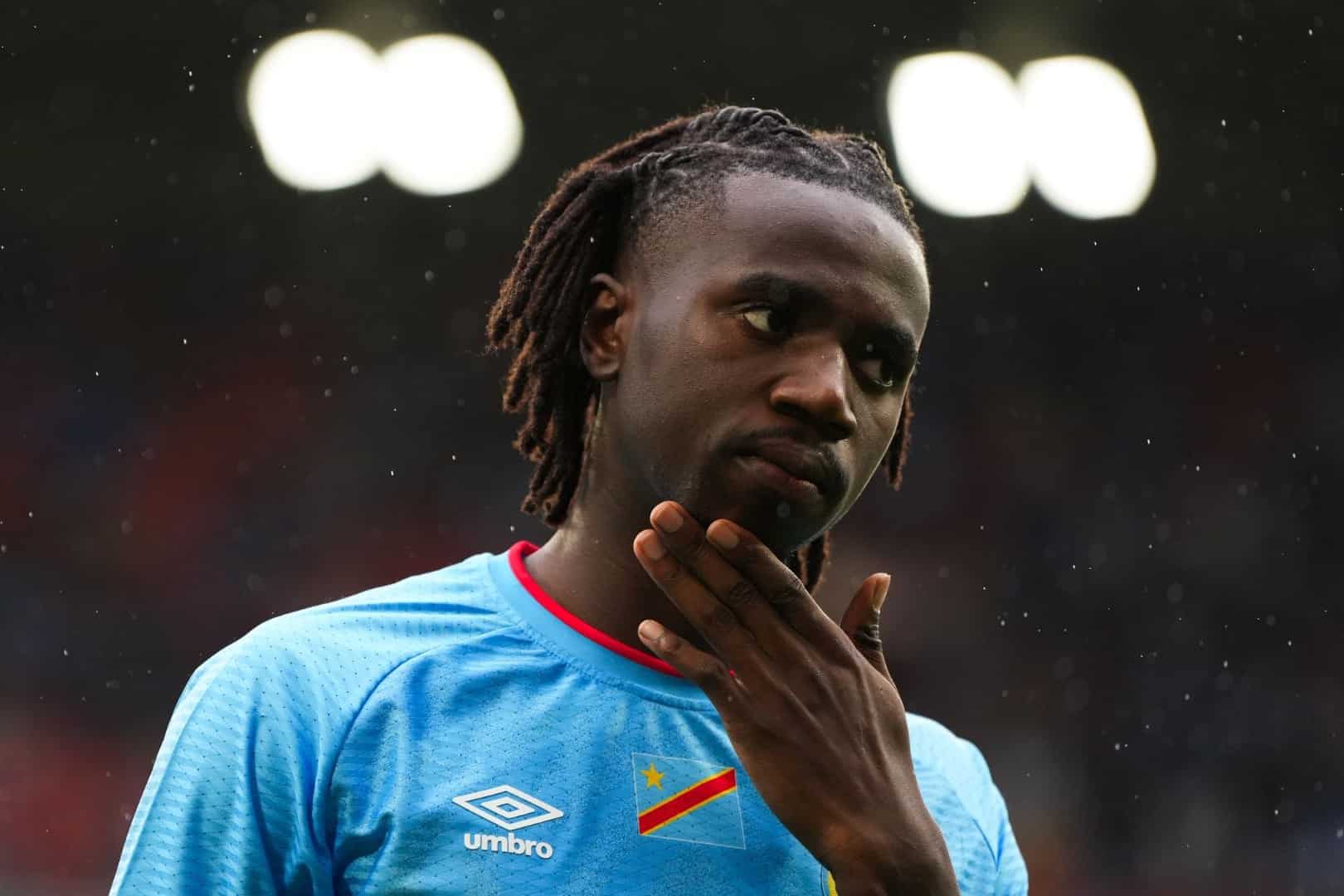 Ngal’ayel Mukau Ngal'ayel Mukau, milieu de terrain du LOSC et international congolais.