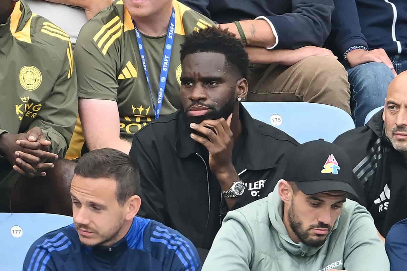 Odsonne Edouard Odsonne Edouard en tribunes avec le RC Lens.