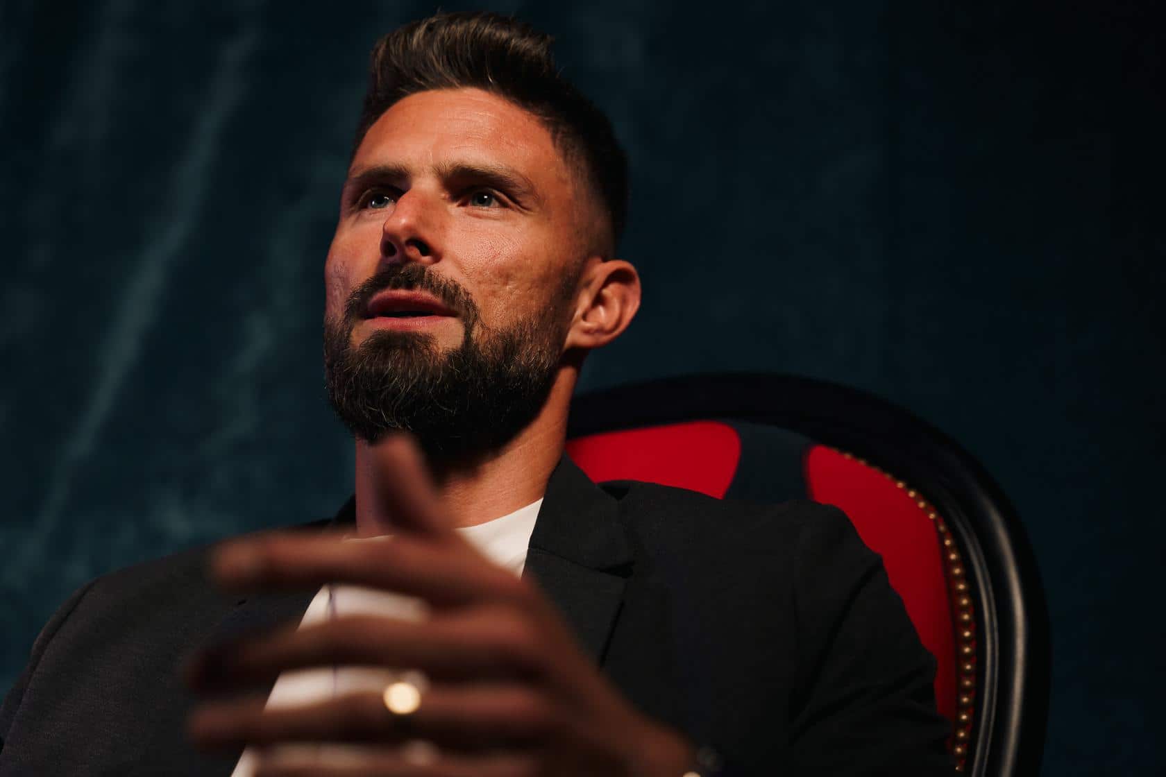 Olivier Giroud, attaquant exp&eacute;riment&eacute; du LOSC.