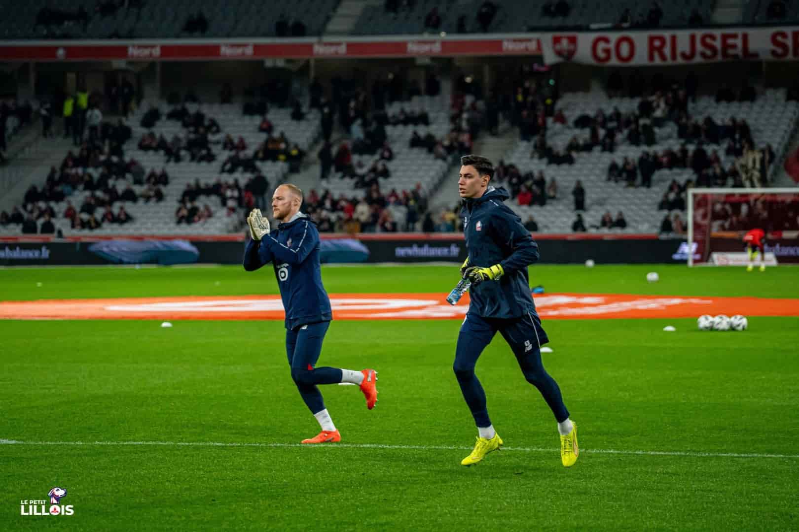 Berke &Ouml;zer et Arnaud Bodart arrivent &agrave; l'&eacute;chauffement pour LOSC - OM.