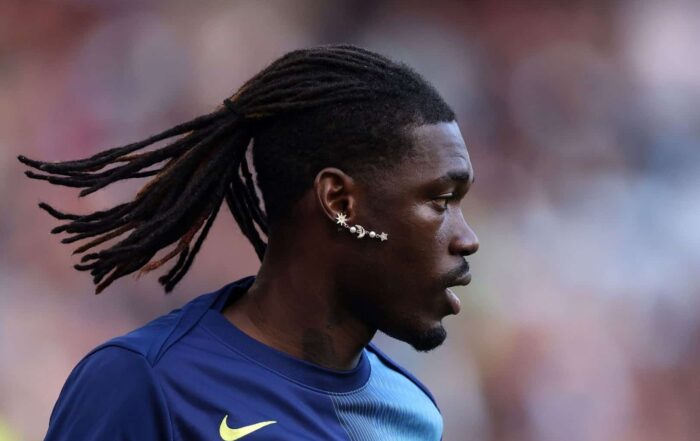 Yves Bissouma, ancien milieu du LOSC, quitte Tottenham.