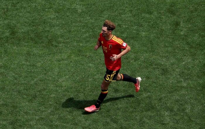 SEATTLE, WASHINGTON - 15 JUIN : Thomas Meunier, #15 de Belgique, court sur le terrain lors du match du groupe G de la Coupe du Monde FIFA 2026 entre la Belgique et l&rsquo;&Eacute;gypte au Seattle Stadium le 15 juin 2026 &agrave; Seattle, Washington.
