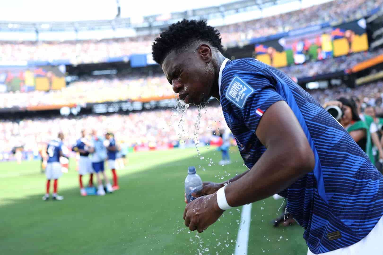 Aur&eacute;lien Tchouam&eacute;ni, international fran&ccedil;ais et joueur du Real Madrid, bless&eacute; &agrave; la Coupe du monde.