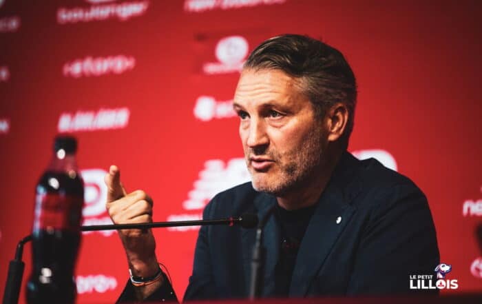 Olivier Létang, président du LOSC, en conférence de presse.