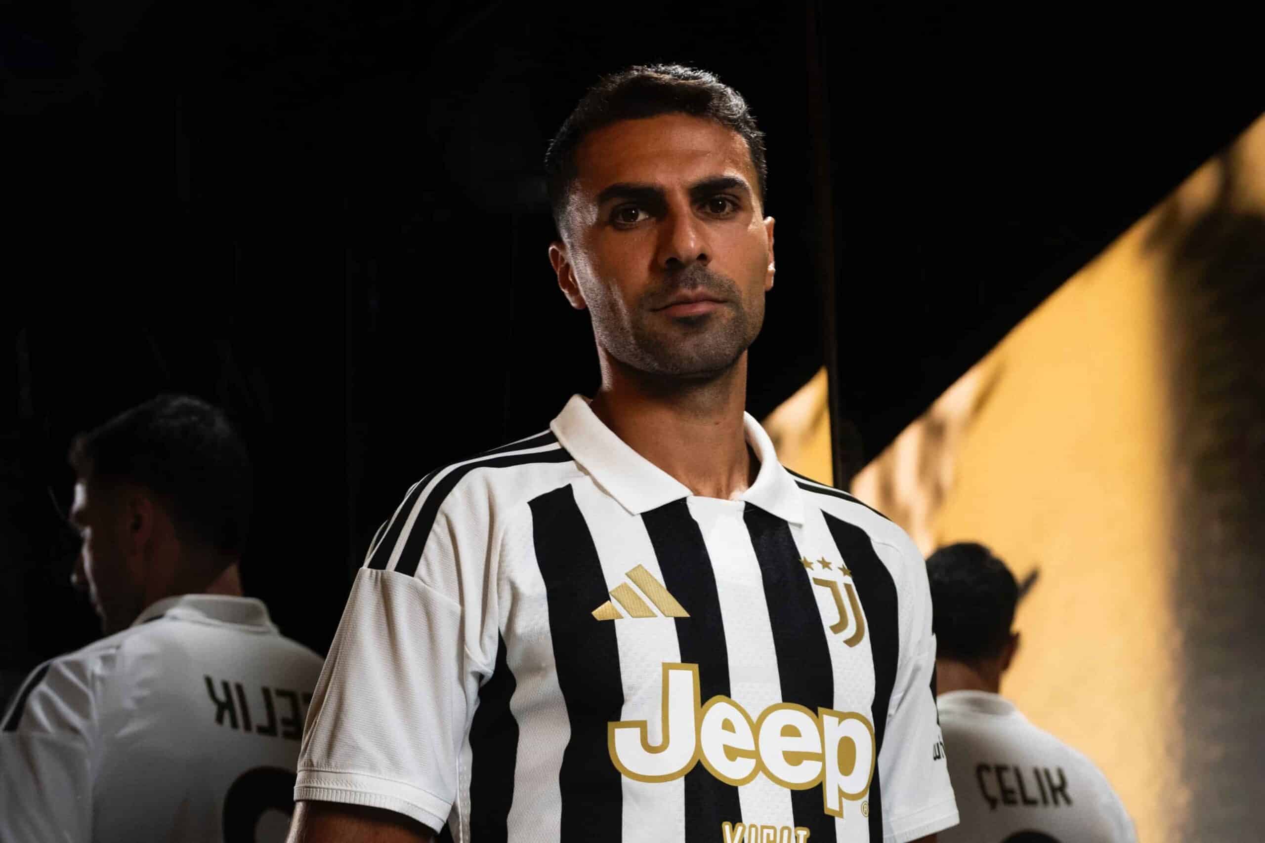 Zeki Celik Zeki Celik, ancien du LOSC et nouvelle recrue du Juventus FC.