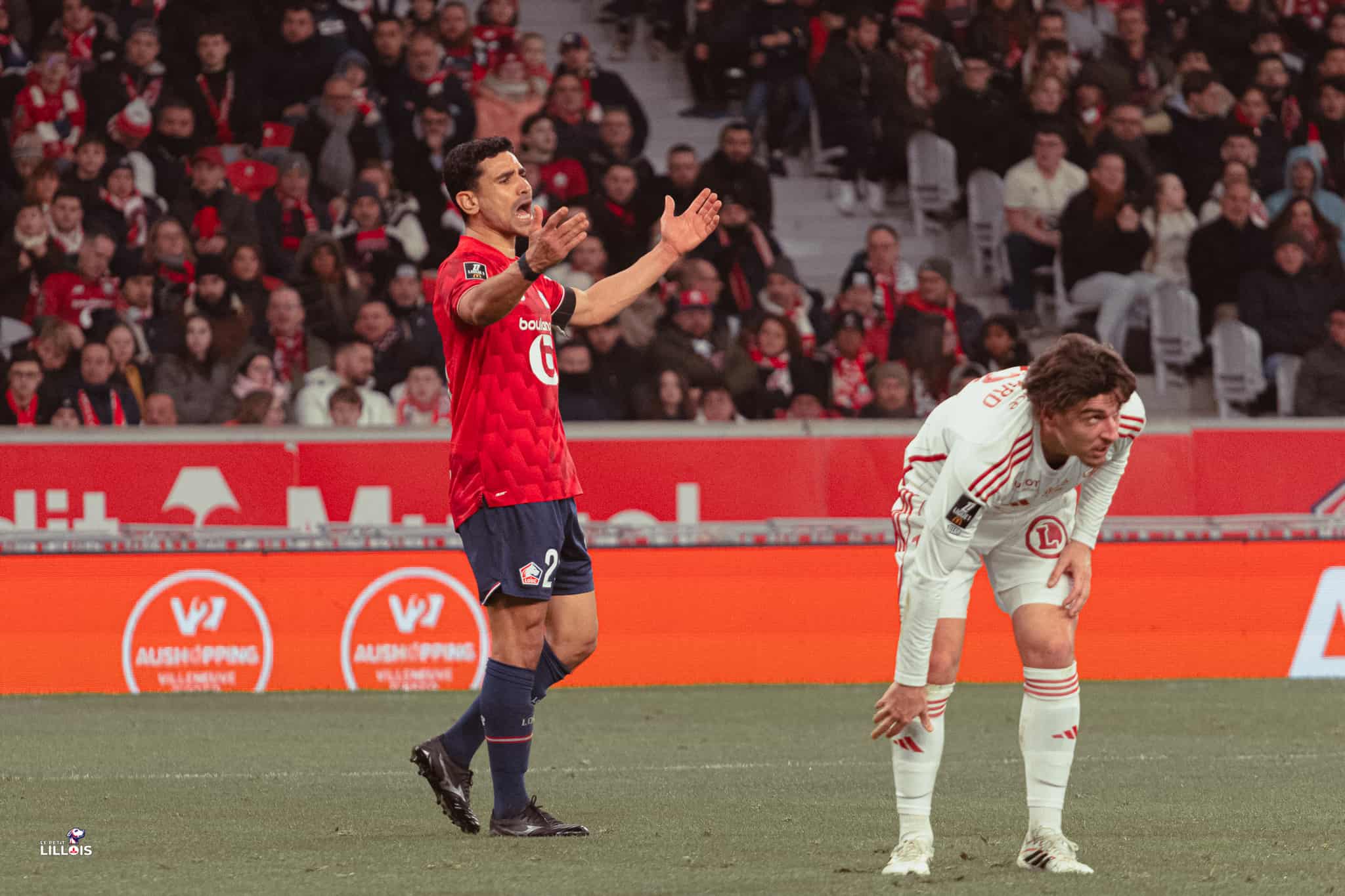 Benjamin André Benjamin André, milieu de terrain et capitaine du LOSC.