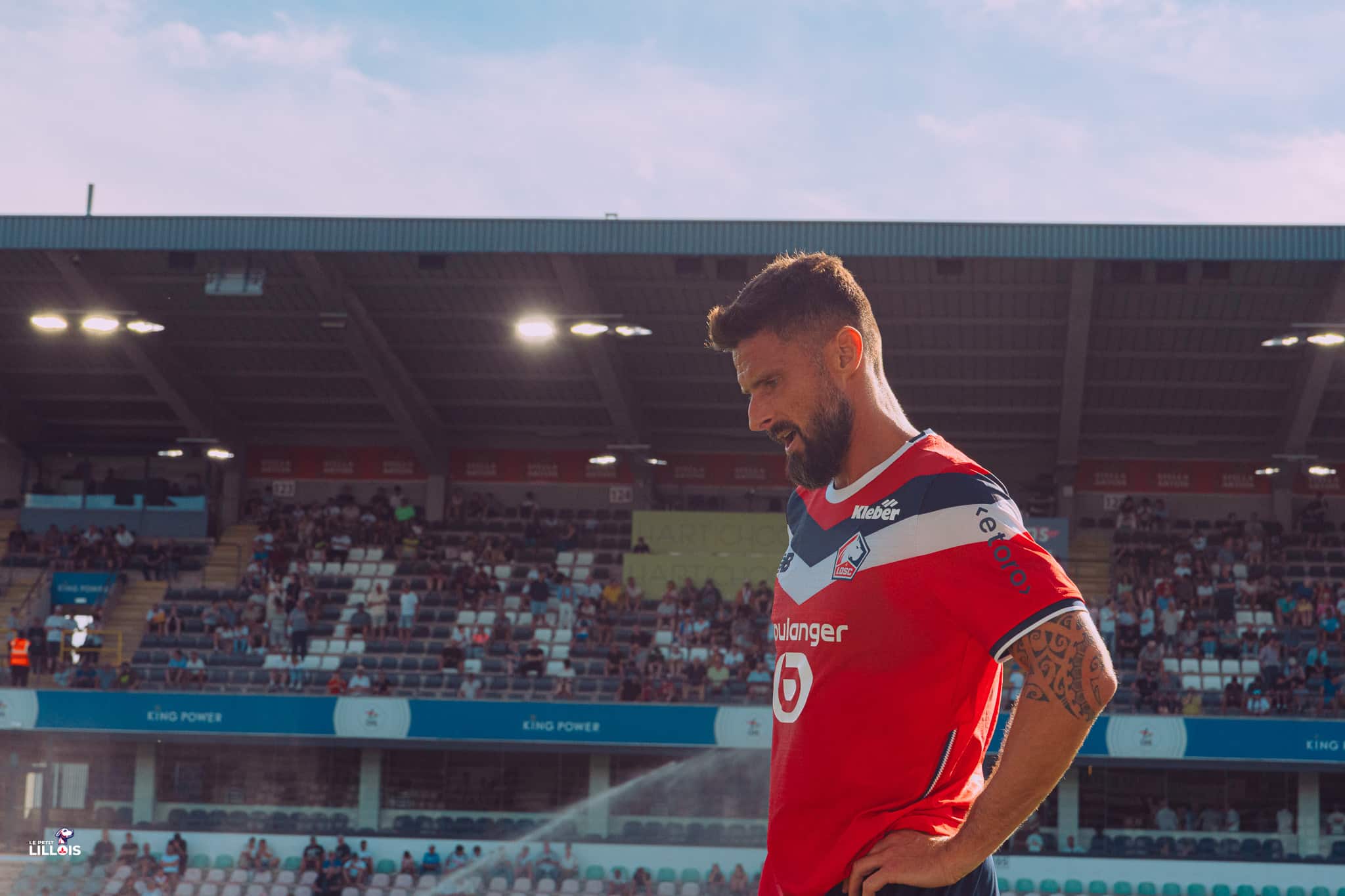 Olivier Giroud Olivier Giroud, attaquant du LOSC.