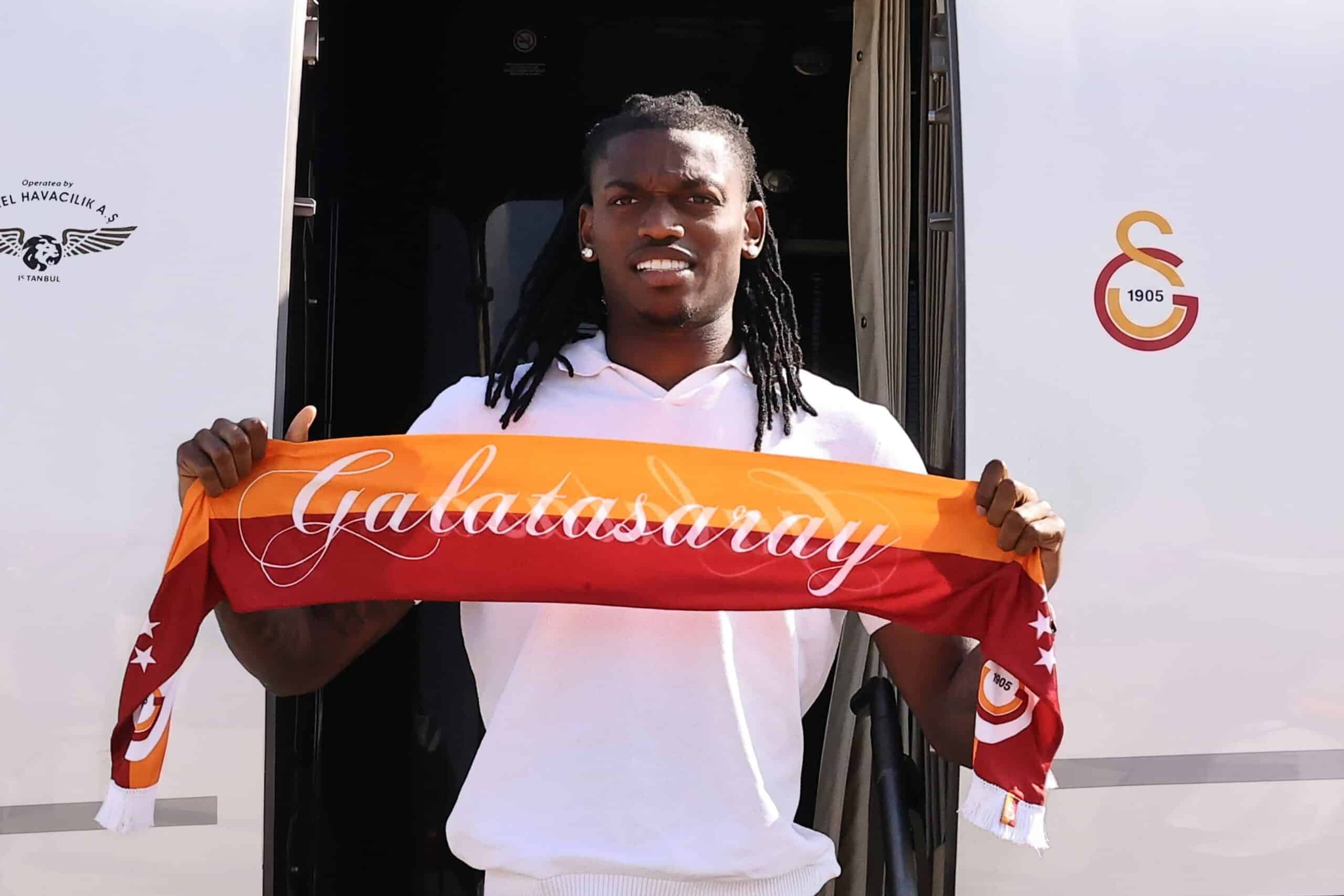 Rafael Leao, ancien joueur du LOSC, rejoint Victor Osimhen &agrave; Galatasaray.