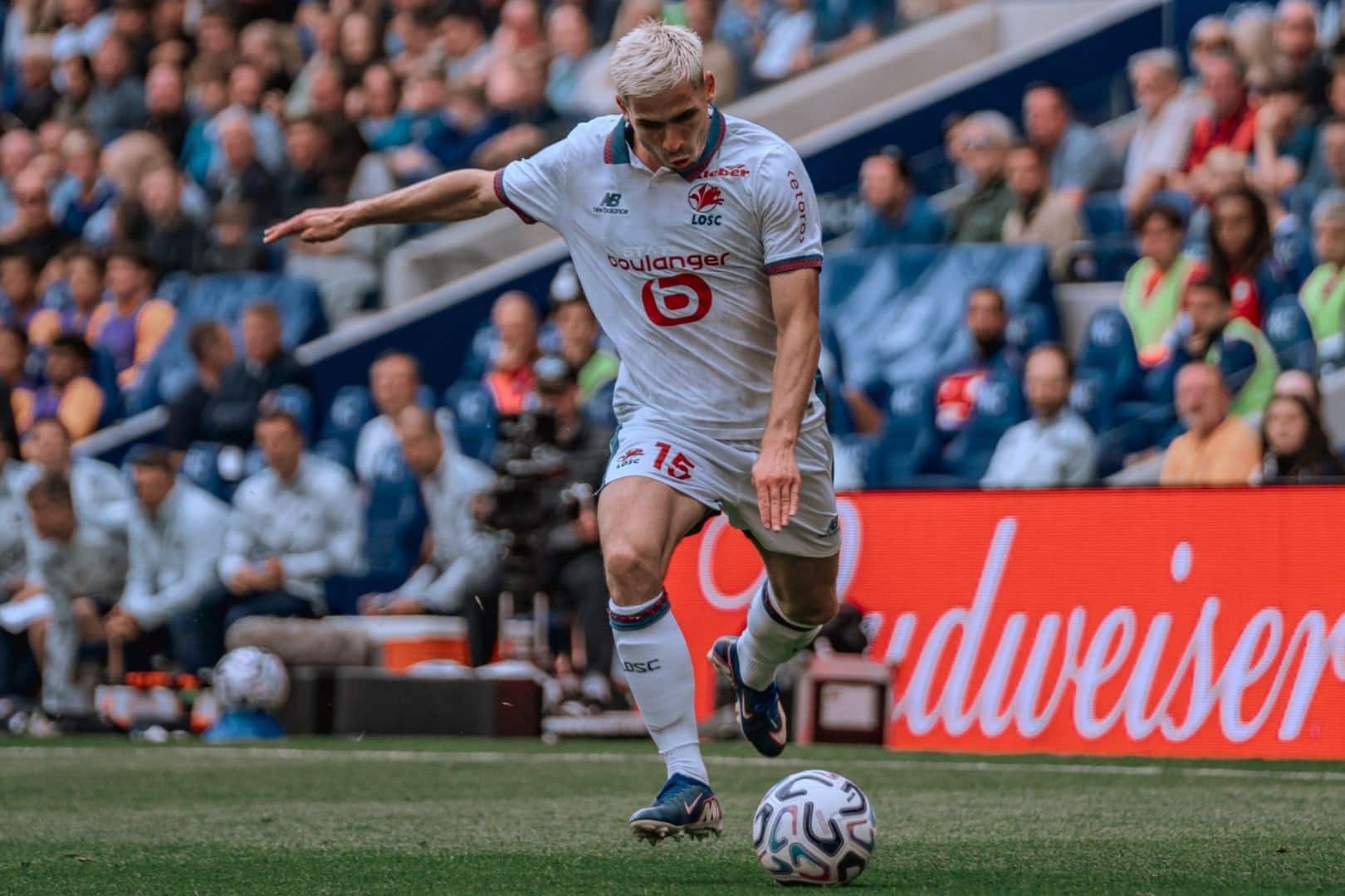 Romain Perraud, lat&eacute;ral gauche du LOSC.