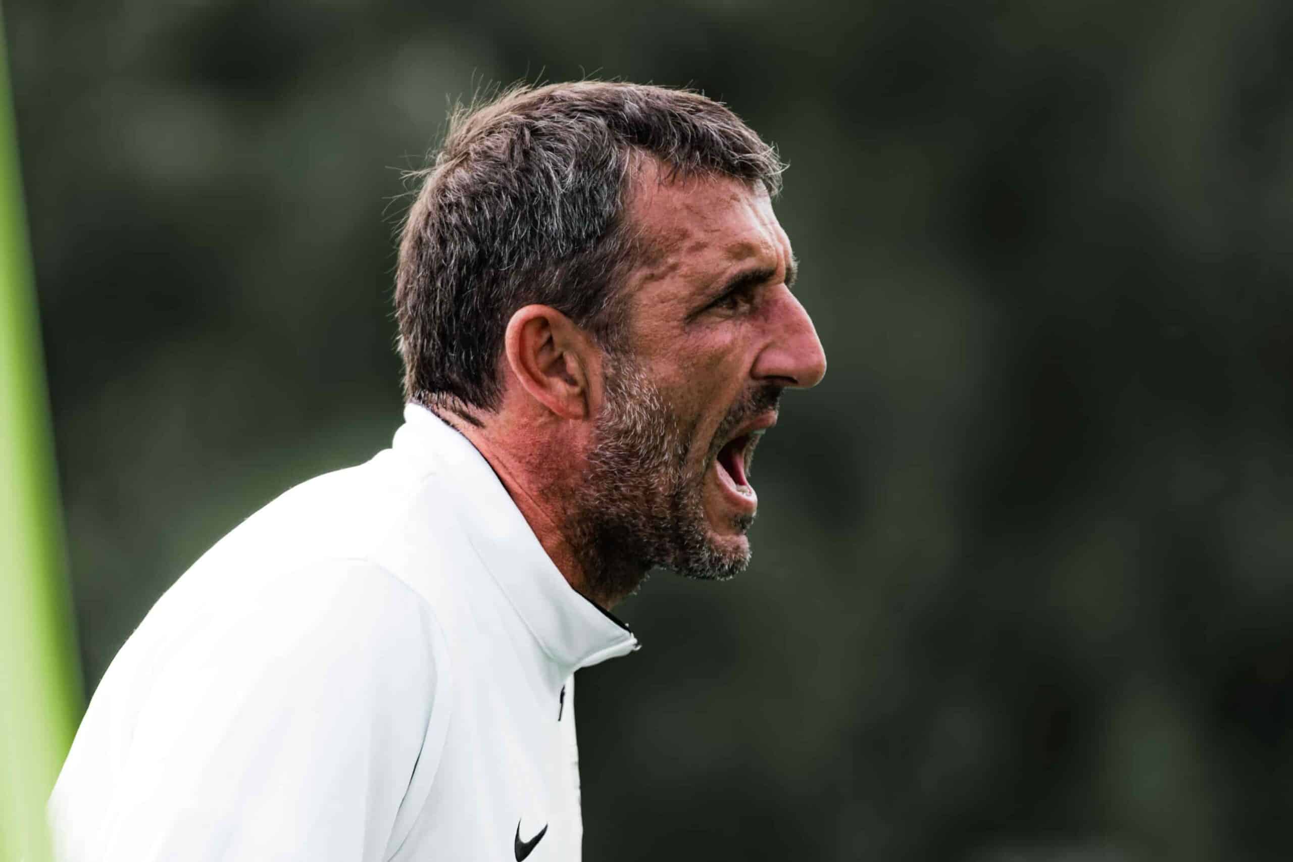 Stéphane Gilli Stéphane Gilli, entraîneur du Angers SCO.